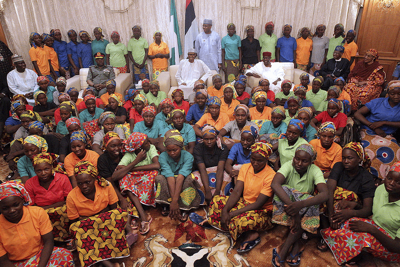 Ninas y jovenes liberadas en Nigeria por Boko Haram