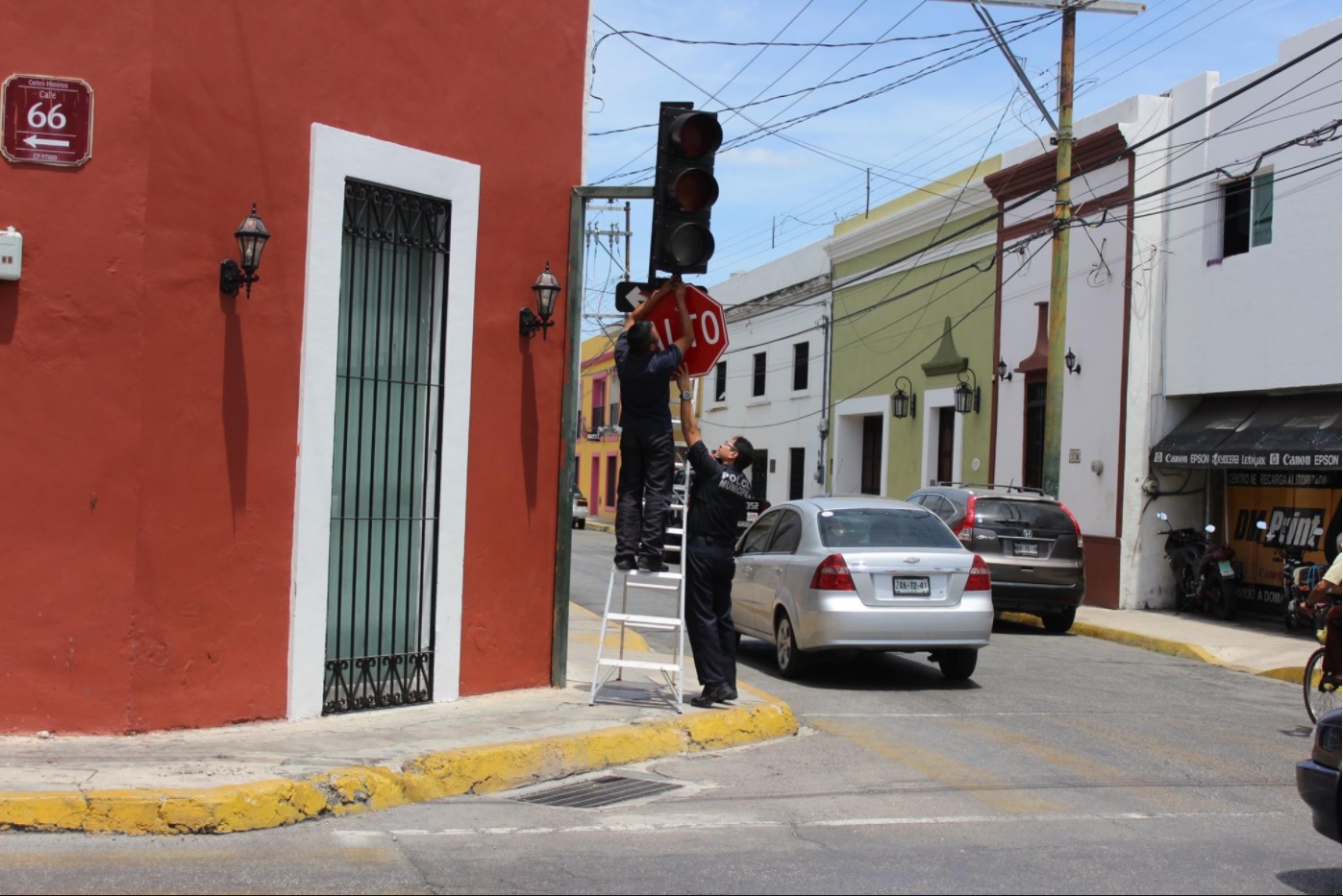 Apagón afecta municipios de la Península de Yucatán