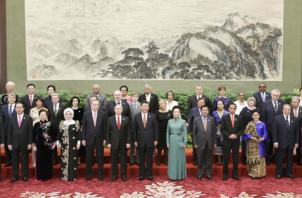 El presidente Xi Jinping posa para una foto