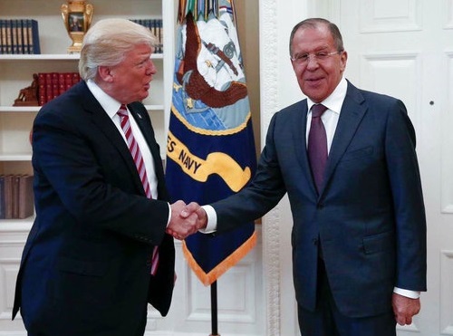 El presidente Donald Trump recibió al canciller ruso en la Casa Blanca (AP)