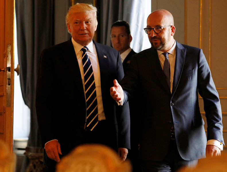 El presidente Donald Trump con el primer ministro belga, Charles Michel (Reuters)