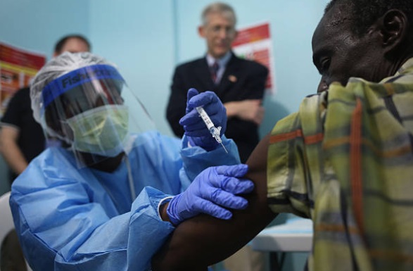 Campaña de vacunación contra el Ébola (Getty Images)