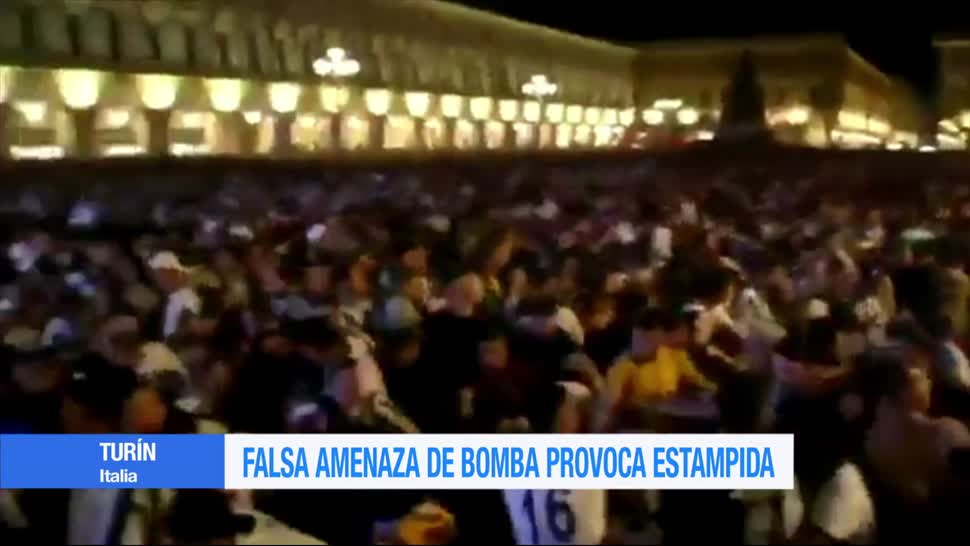 Falsa, amenaza de bomba, provoca estampida, plaza San Carlos de Turín, aficionados, juventus