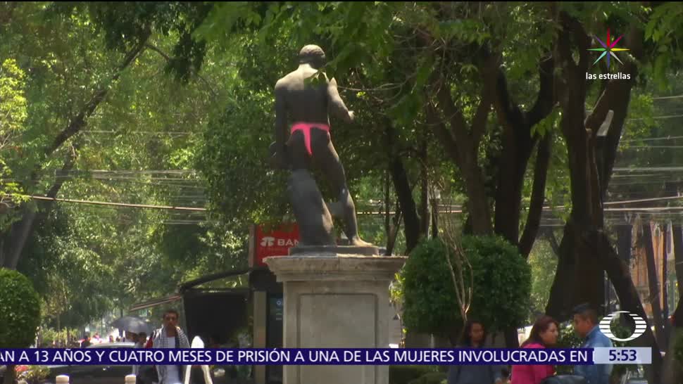 esculturas de bronce, camellón, avenida Álvaro Obregón, vandalizadas, aerosol