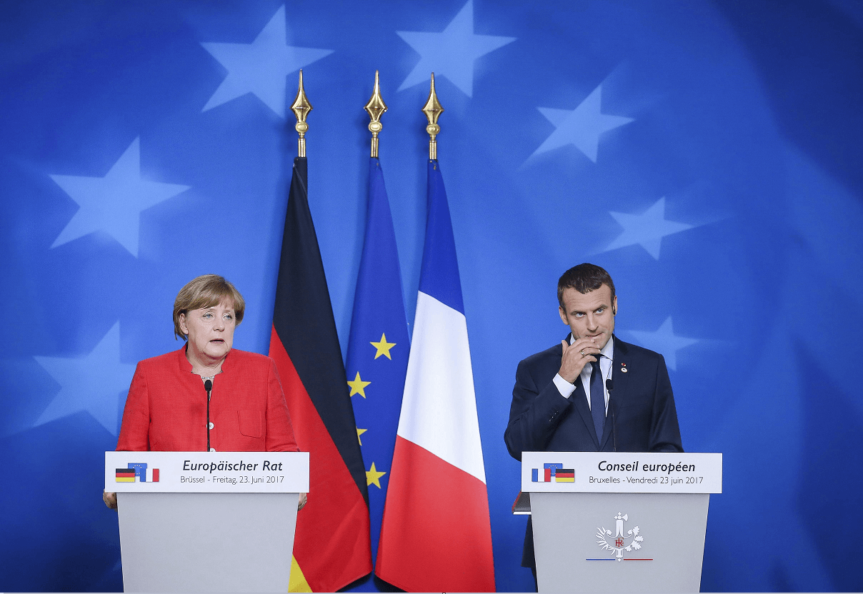 Angela Merkel y Emmanuel Macron en Bruselas
