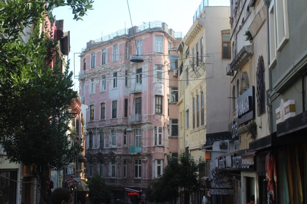 Beyoglu barrio occidentalizado de Estambul