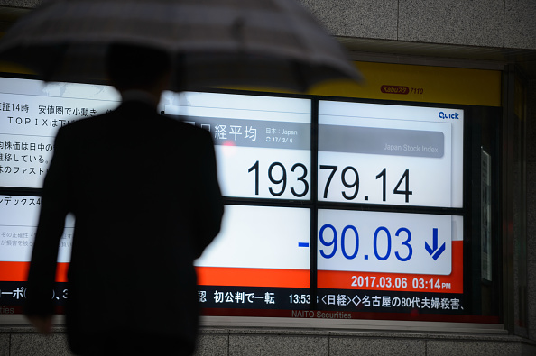 La Bolsa de Tokio retrocedió 0.03%, con atención al mercado de divisas