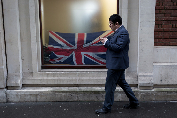 Empresas británicas posponen inversión por incertidumbre del Brexit