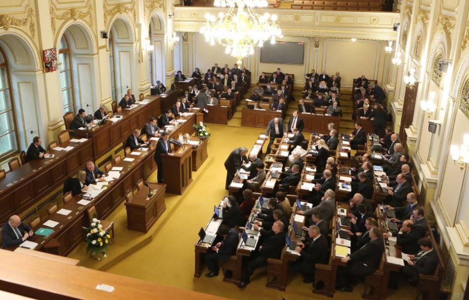 Cámara baja, Parlamento de la República Checa, Praga, enmienda constitucional, senado