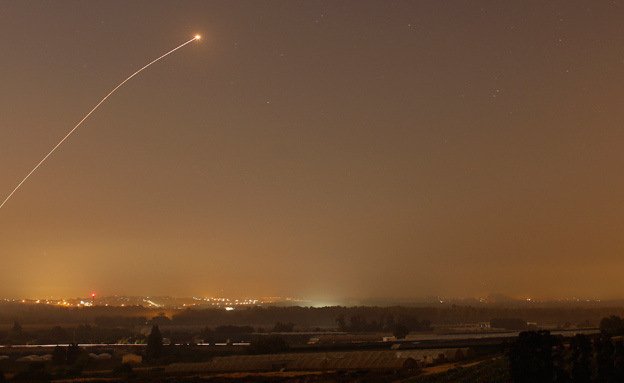 Milicias palestinas en Gaza lanzan dos cohetes hacia Israel