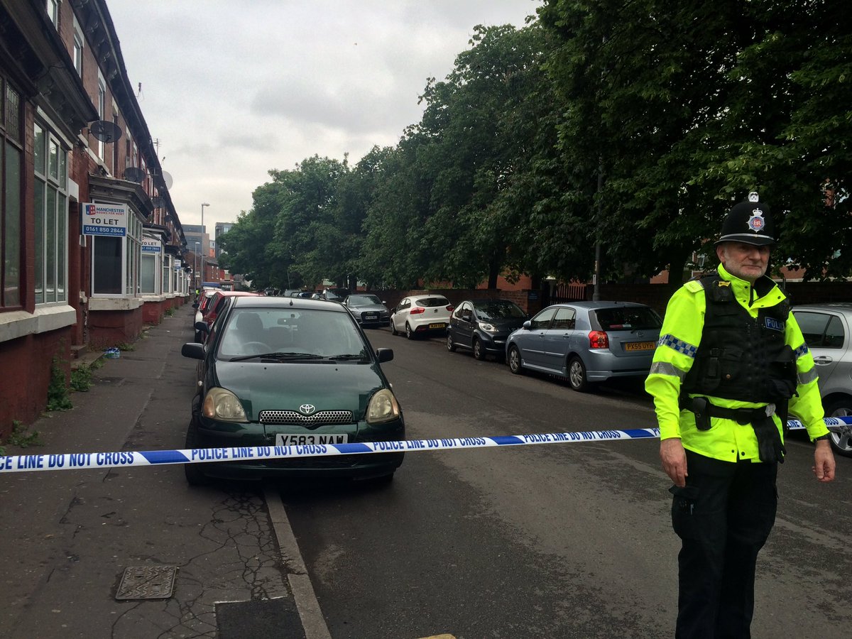 Evacúan una zona de Manchester por un coche relacionado con el atentado