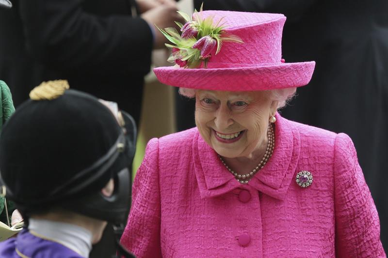 Isabel II aumentará sus ingresos en 2018