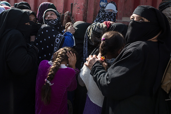 Mujeres usan el niqab en Mosul