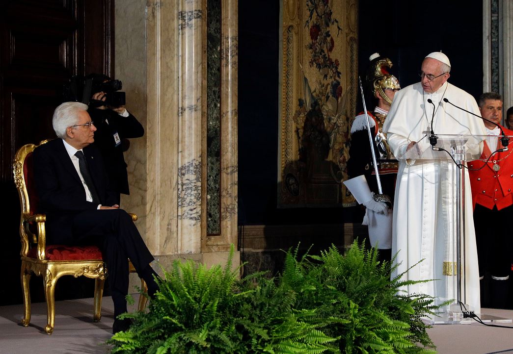 Papa Francisco, Presidente italiano, Sergio Mattarella, palacio presidencial Quirinale,
