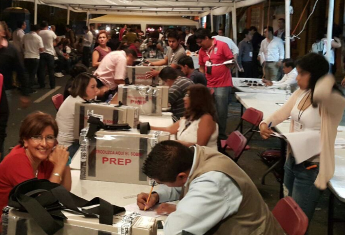 Transcurre con calma jornada electoral en Coahuila