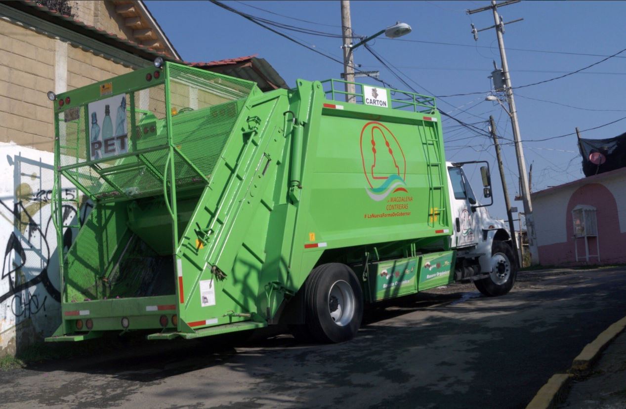 Camion recolector de basura en la Magdalena contreras
