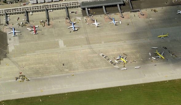 aeropuerto Stuttgart, amenaza de bomba, falsa amenaza de bomba, aviones