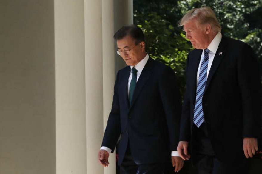Trump se reunió con el presidente surcoreano, Moon Jae-in. (Getty Images)