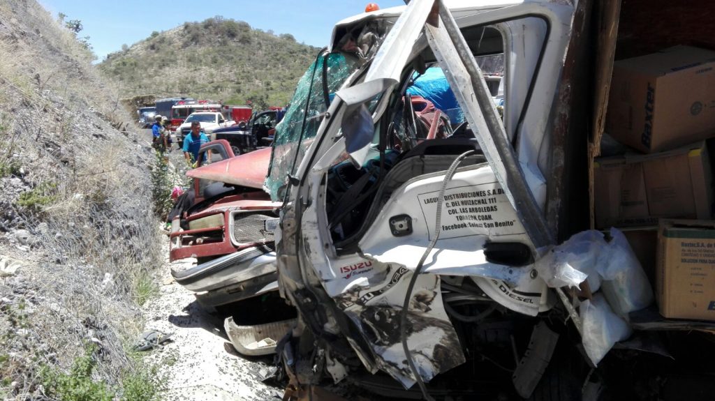 Accidente en carretera Silao – San Felipe deja saldo de un muerto y 9 lesionados
