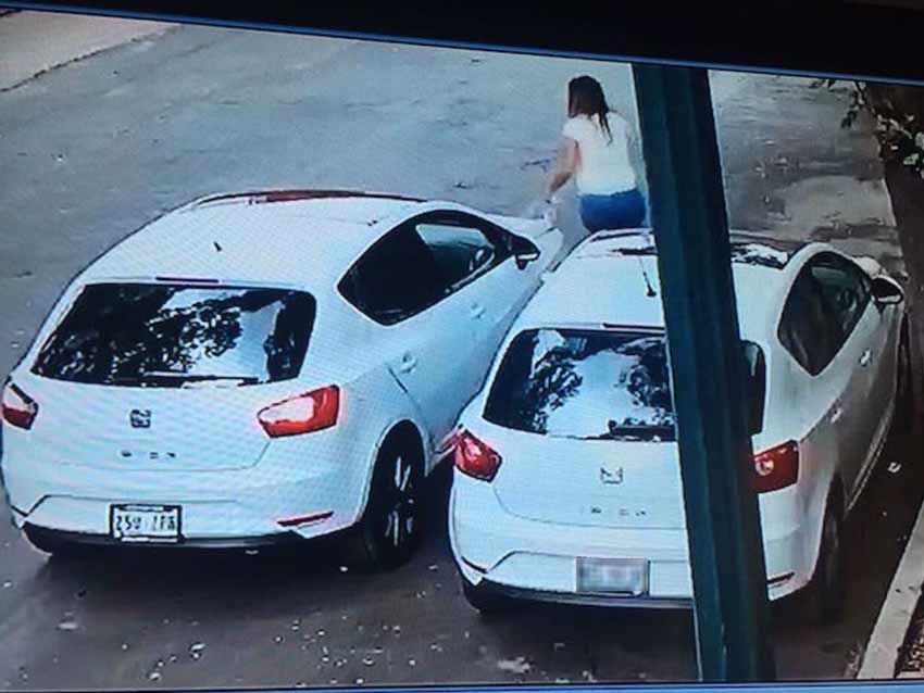 espejo lateral, mujer, robó, auto, escandón, CDMX