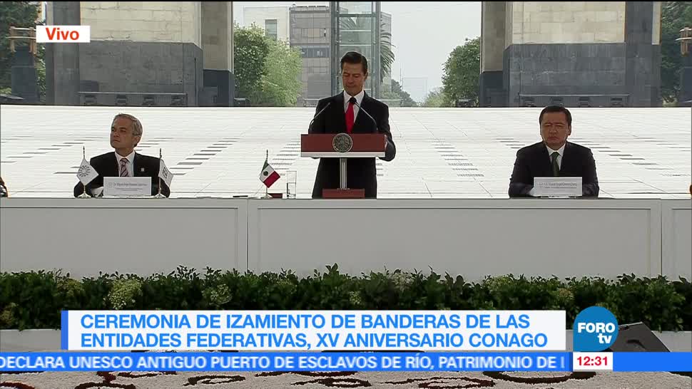 Peña Nieto, ceremonia de Izamiento, Banderas de Entidades Federativas, XV Aniversario, Conago