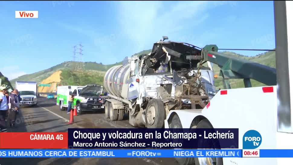 Choque, volcadura, Chamapa-Lechería, Cierran la autopista