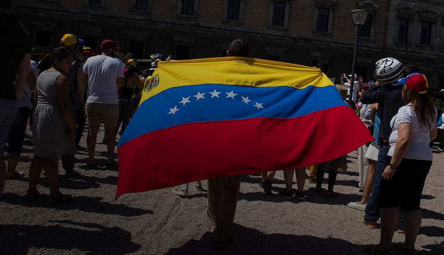 Magistrados huyen de Venezuela por temor a ser encarcelados