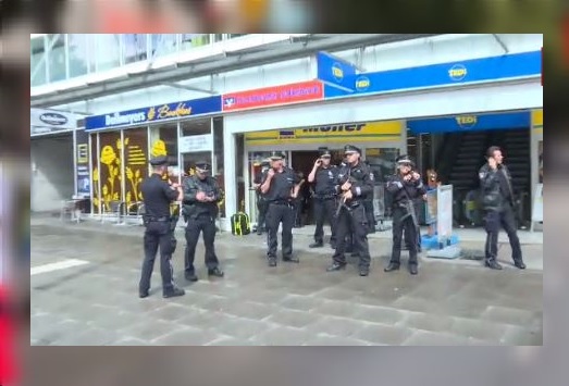 Ataque Armado Cuchillo Hamburgo Policia Alemania