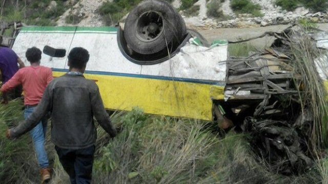 India, accidente, Himachal Pradesh, Shimla, 28 muertos, seguridad, carretera