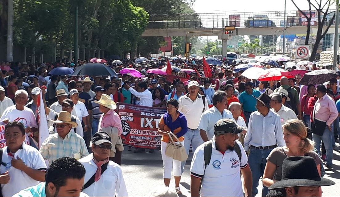 Oaxaca, CNTE, Normalistas, Bloqueos, Maestros, Manifestaciones