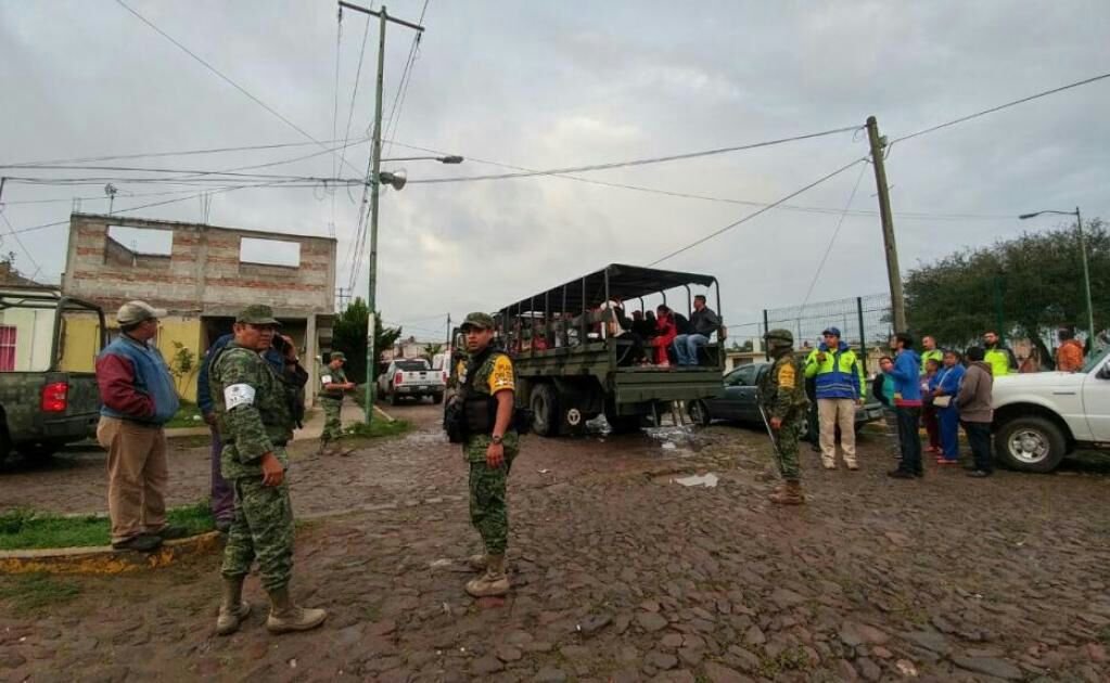 Desalojan a 500 personas por fuga de combustible en Querétaro