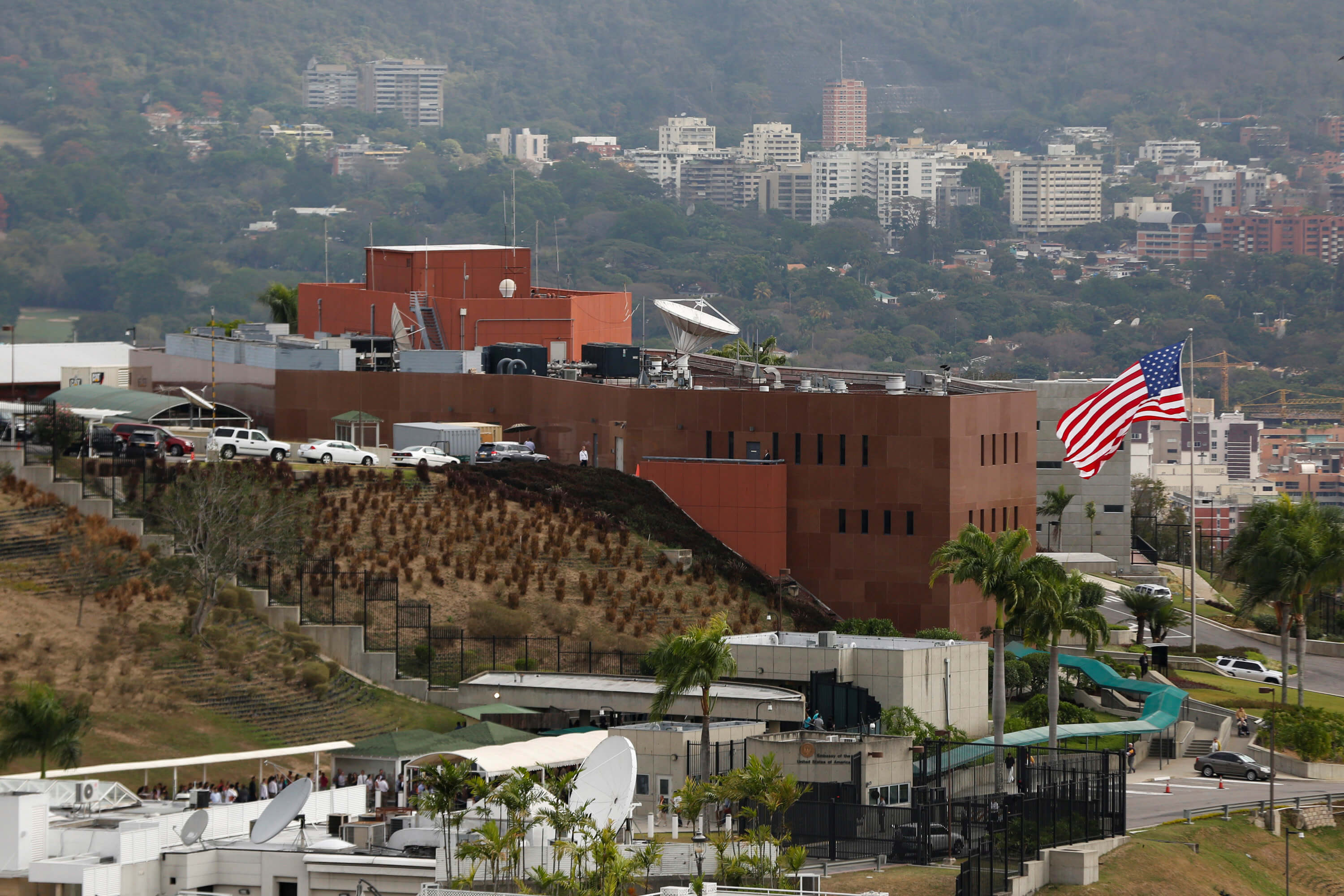 Regresan diplomáticos estadounidenses embajada Caracas Venezuela