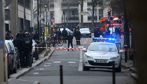 Testigos indican que los atacantes iban con el rostro cubierto (La Provence)