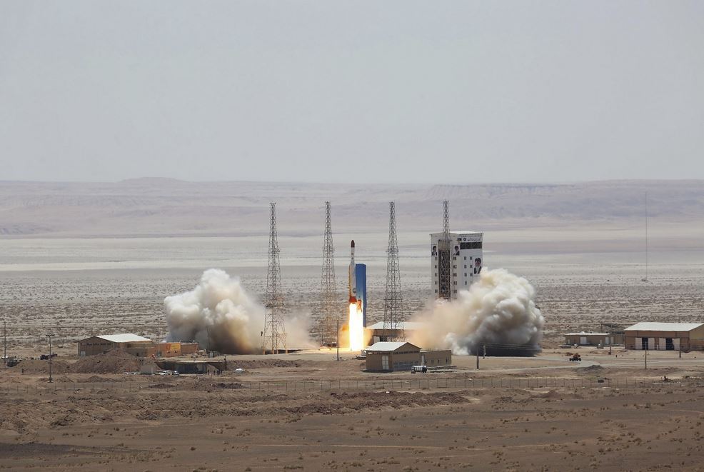Iran lanzamiento cohetes critica sanciones EU