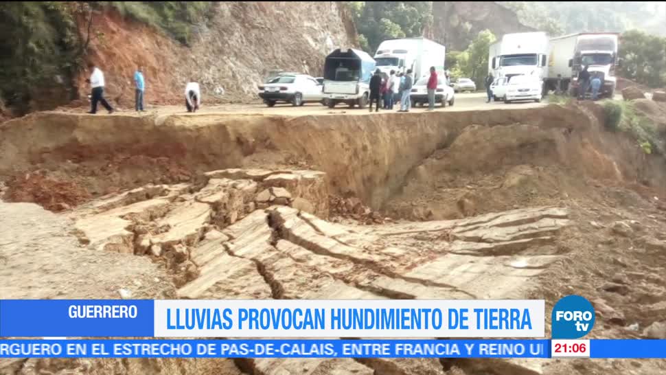 Lluvias, provocan, hundimiento, tierra, carretera, Tlapa – Chilpancingo