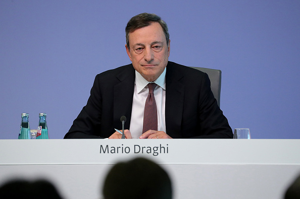 Mario Draghi, presidente del BCE, en conferencia.