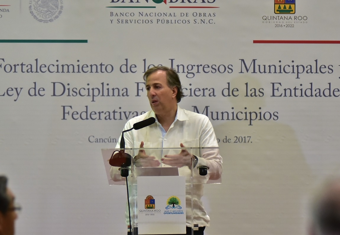 José Antonio Meade realizó una gira de trabajo en Cancún. (SHCP)