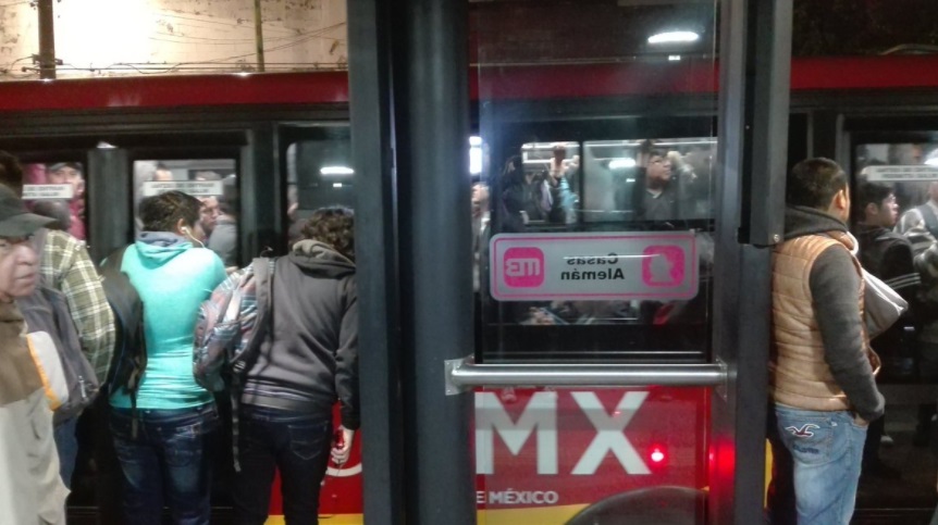 Metrobus, Cierra, Estaciones, Linea, Peregrinacion