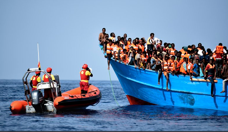 Migrantes africanos rescatados en el Mediterraneo