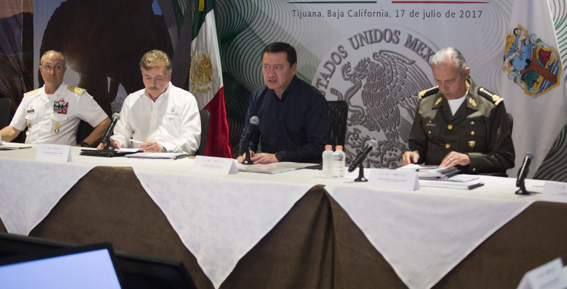 Osorio Chong encabeza en Tijuana reunión del Gabinete