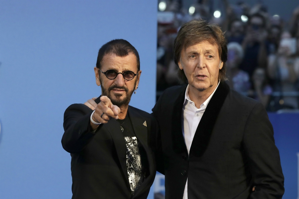 we´re in the road again, give more love, Ringo Starr, Paul McCartney, canción, rock