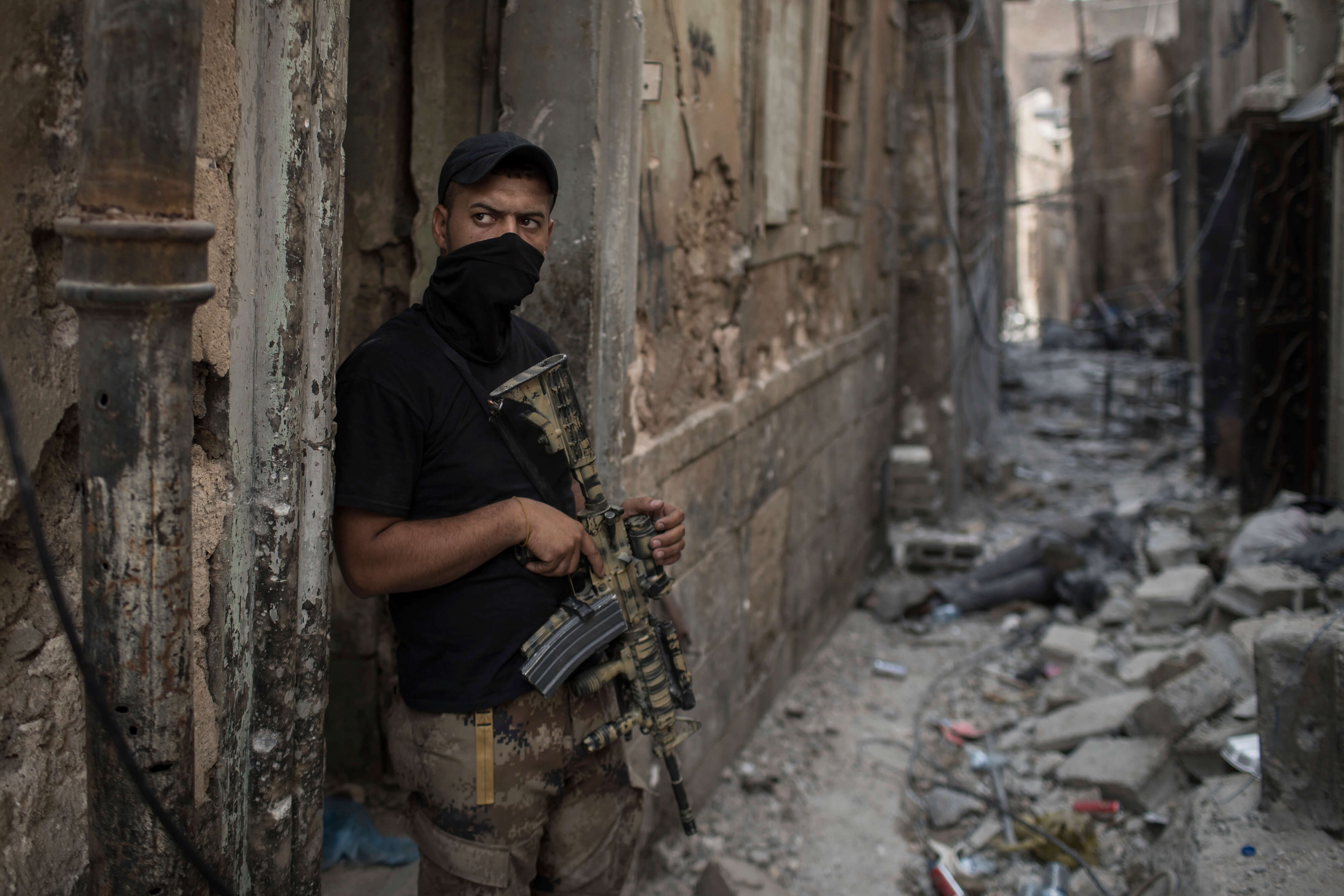 Soldado iraquí en Mosul tras la salida del Estado Islámico