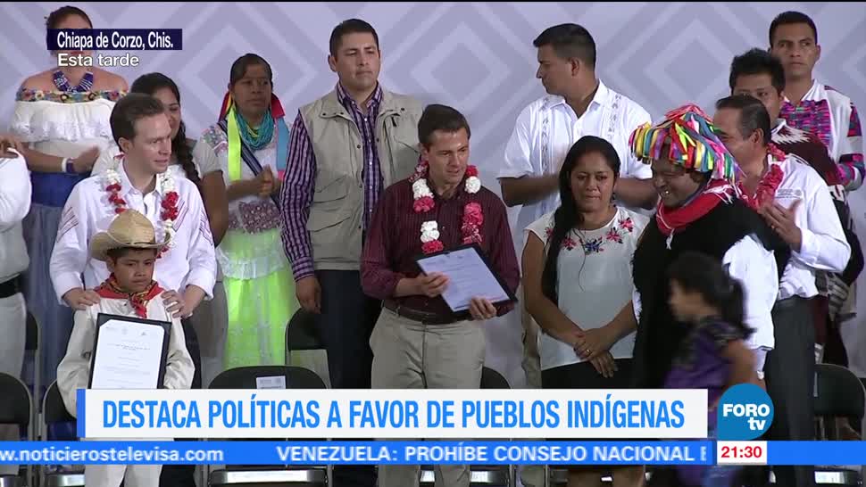 Peña Nieto destaca política pueblos indígenas