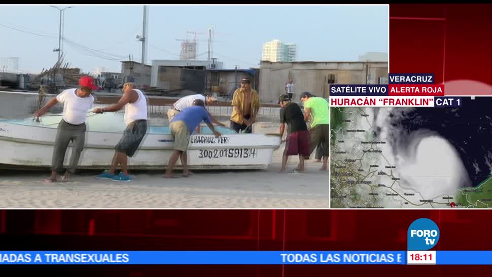 Pescadores resguardan lanchas por Franklin Veracruz