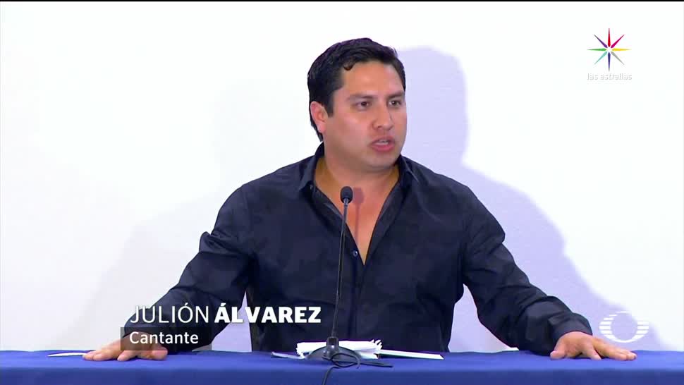 Julión Álvarez sí conoce al narco Raúl Flores