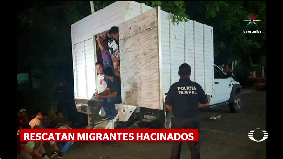 Rescatan a 43 migrantes en camión de Veracruz