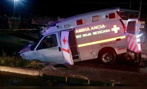 ambulancia socavon hermosillo sonora cinco lesionados