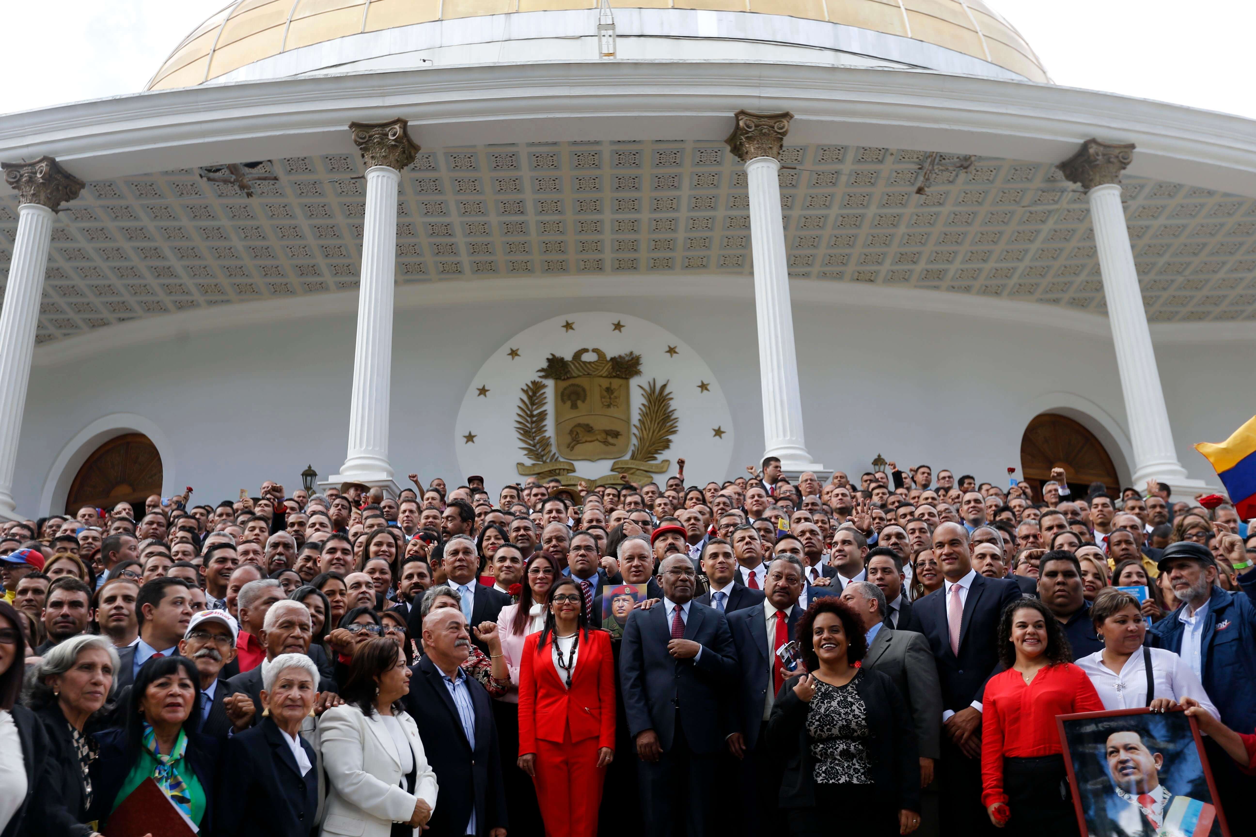 Asamblea Nacional Constituyente venezolana celebra primera sesión