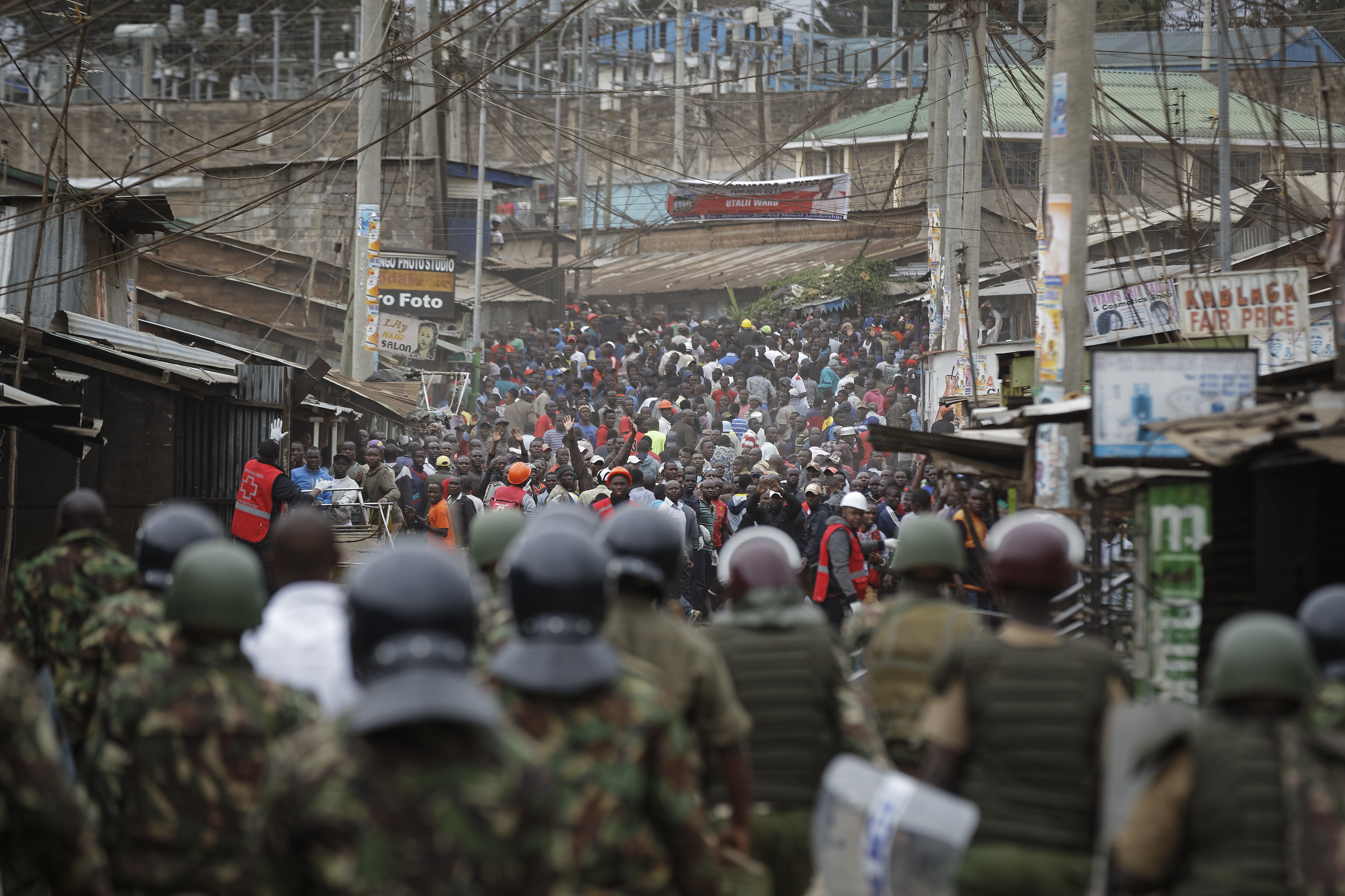 Policía causa más de 100 muertos durante protestas en Kenia: oposición