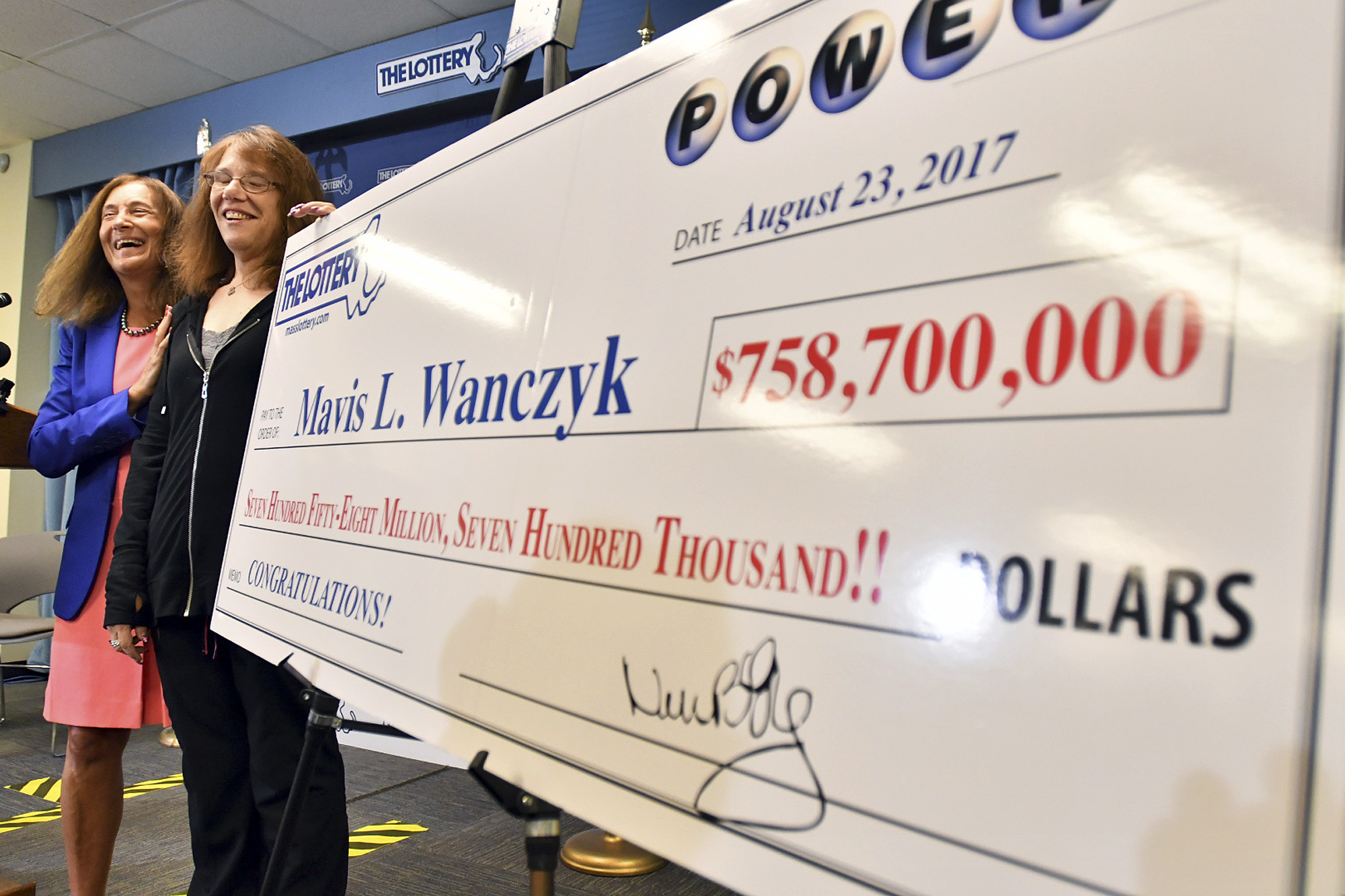 Mavis Wanczyk, la ganadora de 758 mdd en la lotería en EU